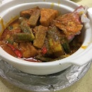 Curry fish head!