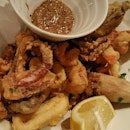 Fried Calamari from Initaly 
#sgig #igsg #sgfood, #instasg #food #foodpics #foodporn #instafood #foodies #foodgasm #foodstagram #burpple #delicious #yummy #awesome #iglikes #tripadvisor #foodblogger #sgfoodie #sgfooddiary #openrice #hungrygowhere #igfood #sgfoodies #eatoutsg @eatdreamlove #eatdreamlove #setheats #8dayseat
http://www.eatdreamlove.com @sgfoodie #friedcalamari
