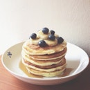 Stack of blueberry #pancakes to kick start the weekend!