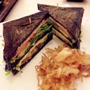 TGIF!🎉 #sandwich#vegan#vegetarian#tgif#lunch❤️