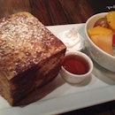French toast @ 25 degrees, Pullman, Silom