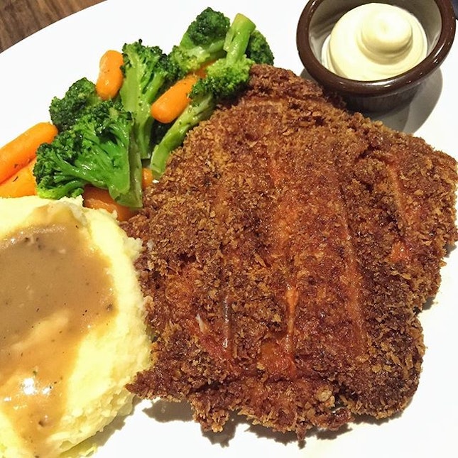 If you're going to Aston's, get the Country Fried Chicken ($9.90).