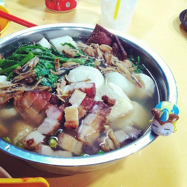 #Latergram- Finally got the chance to try this legendary midnight/ "dog bowl" Yong Tau Foo last night!