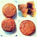 The freshest and most authentic Moon Cakes in Singapore.