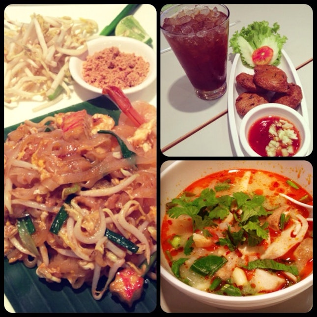 phad thai, thai fish cakes, tom yom goong 