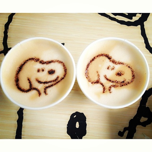 #charlie #brown #cafe #white #latte #snoopy #cartoon #happiness #igsg #whitegram #coffee #sg #somerset #espresso #dual #date