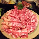How enticing is this huge platter of neatly-folded Japanese Miyazaki Beef ribeye and chuck roll, Kurobuta pork belly and chicken!