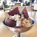 Ice Cream Sundae - Part of The 3-course Set Lunch (170 RMB / SG$35)