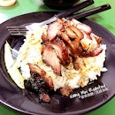 had a small meal (not very small tho lol) after the ice cream, here's a Char Siew Rice by Xiang Mei Roasted ($3), i asked for 油飯 instead of the usual default white rice.
