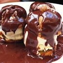 Look at these babies! Profiteroles with vanilla bean ice-cream & warm chocolate sauce