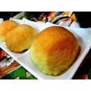 Craving for this damn good pork buns from Tim Ho Wan.
