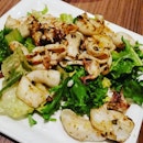 #grilledcalamarisalad #calamari #salad #food #foodgloriousfood #foodlover #igfood #icapturefood #instafood #ilovefood #foodblogger #burpple #whati8today #8dayseat #epochtimesfood #eatbook #instafood #foodie #yummy #delicious #foodporn #foodstagram #singapore