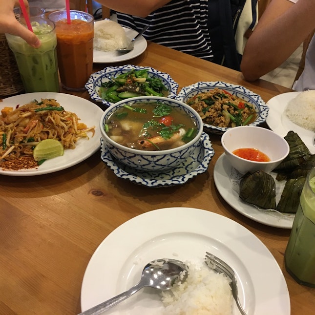 delicious thai food!!