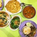 Having a Thai feast for mummy @jessiewooyf who's finally back after 1 month in Japan : Omelette ($3.50), Hor Fun ($4), Basil Rice ($4) and Tom Yum ($5) #rachfoodadventure #burpple #igsg #sgfood #sgfoodie #thaifood