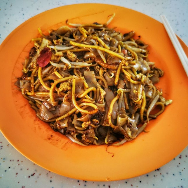02-11 Tiong Bahru Fried Kway Teow