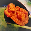 é uni.....😌😌😌 #icanlivelikethiseveryday 
#unisushi #tsukiji #tokyo2015 #sushi #yummyinmytummy #yummilicious #foodcoma #foodgram #instafood #foodporn #burpple