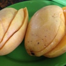 Fresh Ripe Mangoes