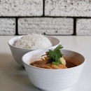 unlimited flow of tomyum soup at our 6th station - the most comforting thing in this weather.