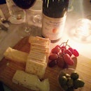 Red Wine Cheese Platter 
