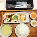 Yin Yang Chicken Rice Set (8.90)