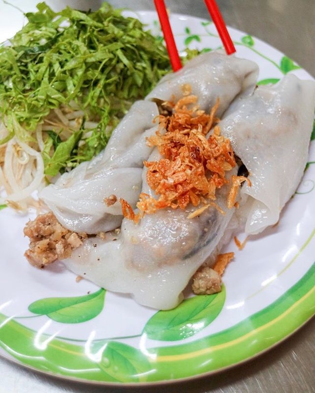 Never would I have imagined that I will like this Vietnamese steamed rice noodles roll so much.