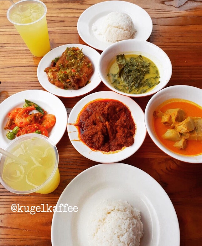 Nasi Padang 5 Main Dishes (share)