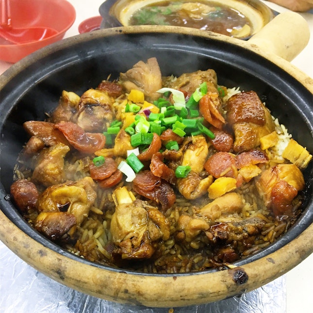 Steaming Hot Claypot Rice Done To Perfection