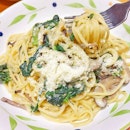 Cheap and good mushroom spinach cream pasta ($5.90)😋 #muieats