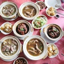 Another great gathering.😊
Pontian Bak Kut Teh(S-$6.80/L-$12.80)
Succulent Pork Ribs that is easy to peel off from bone in sweet herbal soup.