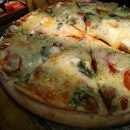 Mozzarella Pizza($25++)😋