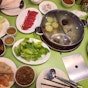Harbour Steamboat 海港火鍋 (Puchong)