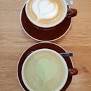 Raspberry latte and matcha chocolate latte ☕😋
.