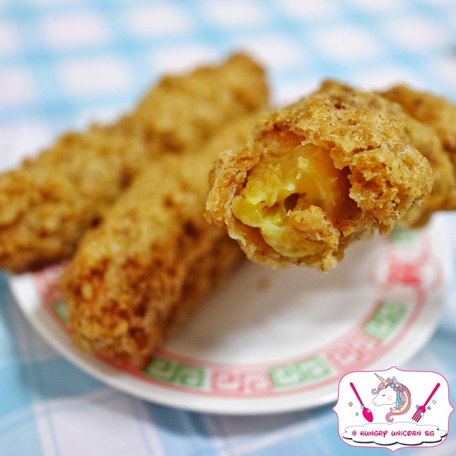 Goreng Pisang, 3 for $5 from 𝐊𝐞𝐞’𝐬 𝐂𝐫𝐢𝐬𝐩𝐲 𝐆𝐨𝐫𝐞𝐧𝐠 𝐏𝐢𝐬𝐚𝐧𝐠!