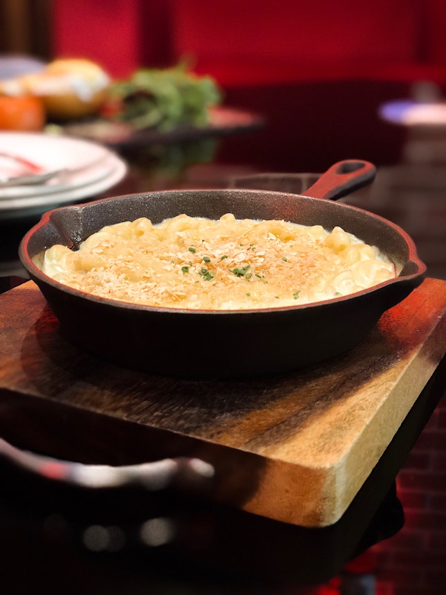 CHANDLER’s RIGHTEOUS MAC & CHEESE