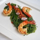 The first and only of its kind - Tiger Prawn Spaghettini with Spinach Sauce and Snow Pea Supreme.