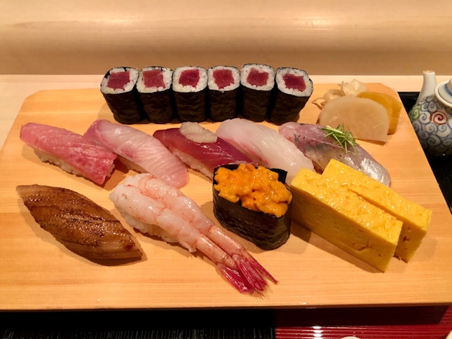 Nigri Sushi Tokusen ($60)