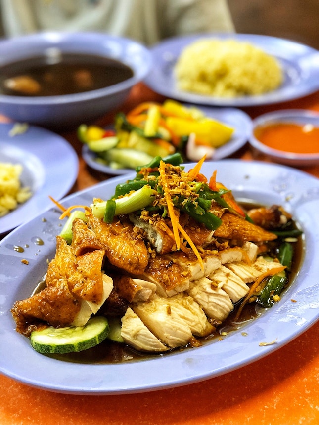 Is calling this plate of chicken rice delicious an overstatement?