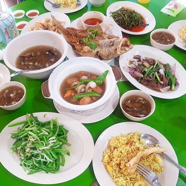 Went to Taste of Thailand last Sunday for Mother's Day!