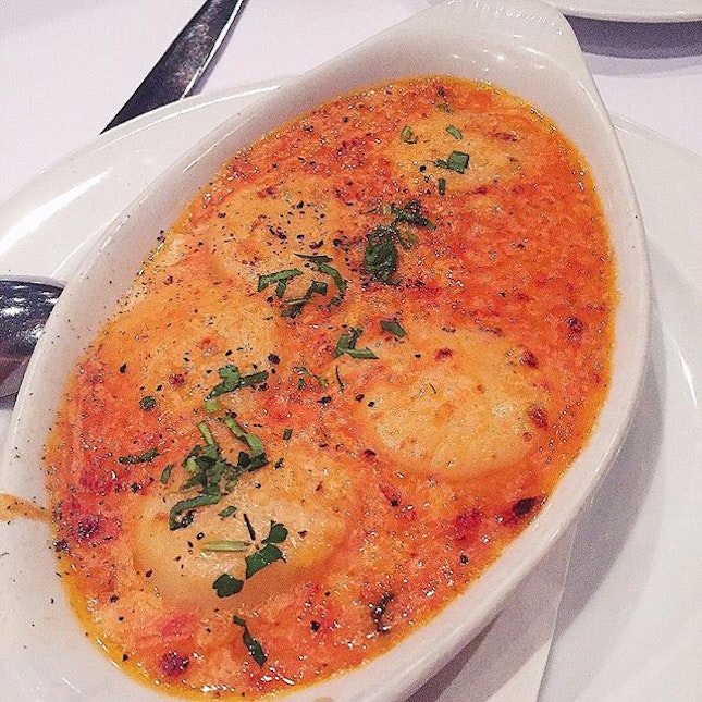 [Tanjong Pagar] The Capesante Alla Cardinale Gratinate ($22.50) sees perfectly cooked scallops which were delicate yet firm to the bite, paired with a sweet, creamy tomato béchamel sauce, topped with a salty parmesan gratin.