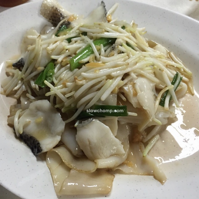 Sliced Fish Hor fun With Bean Sprouts, $5.50