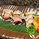 Roasted Kagoshima Wagyu Beef With Garlic Sushi