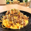 Fell in love with the beef sukiyaki yakisoba with omelette ($9).