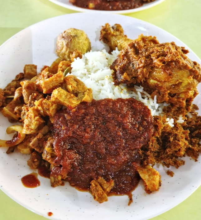 Two times went, none successful mission to try their nasi rawon.