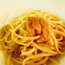 What’s on specials: Sea urchin linguine.
