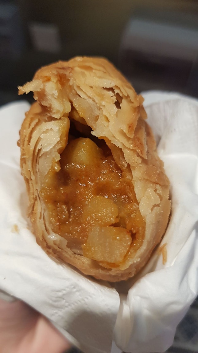 Chicken And Potato Curry Puff