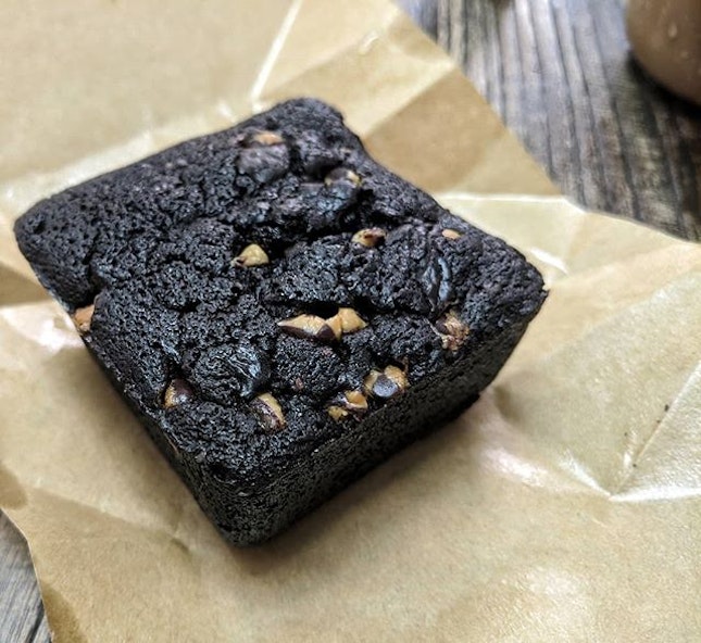 We've all seen these brownies from @thebackyardbakers on Instagram.