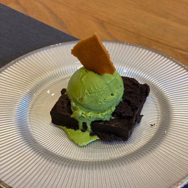 Matcha Ice Cream + Brownie