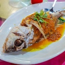 Fried Fish with Lime Chili Sauce