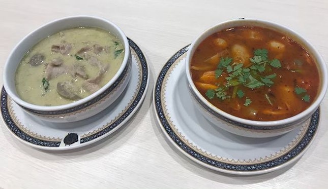 Tomyam chicken and Green Curry Pork at Took Lae Dee.