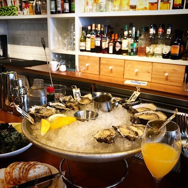 IDEA: need inspiration for a lazy Sunday with free flow mimosas and happy hour oysters 
#burpple #humpbacksg #humpbacksingapore #mimosasg #freeflowsg #oysterssg